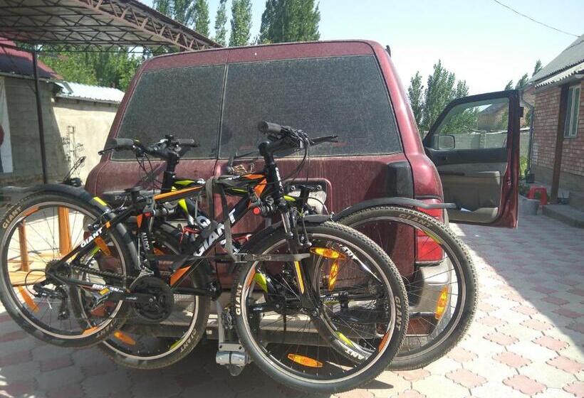 هاستل Talants Guest House