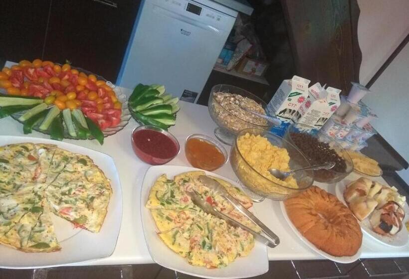 هاستل Talants Guest House