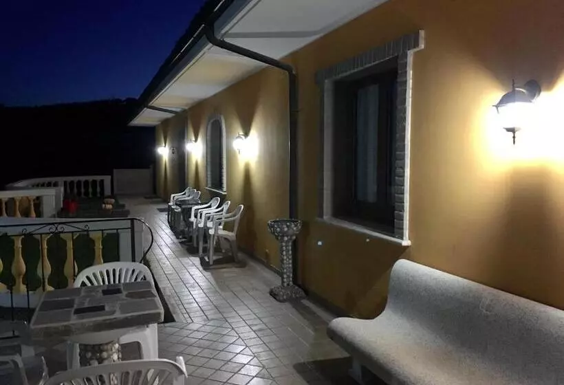Aamiaismajoitus (B&B) Chalet Negli Ulivi