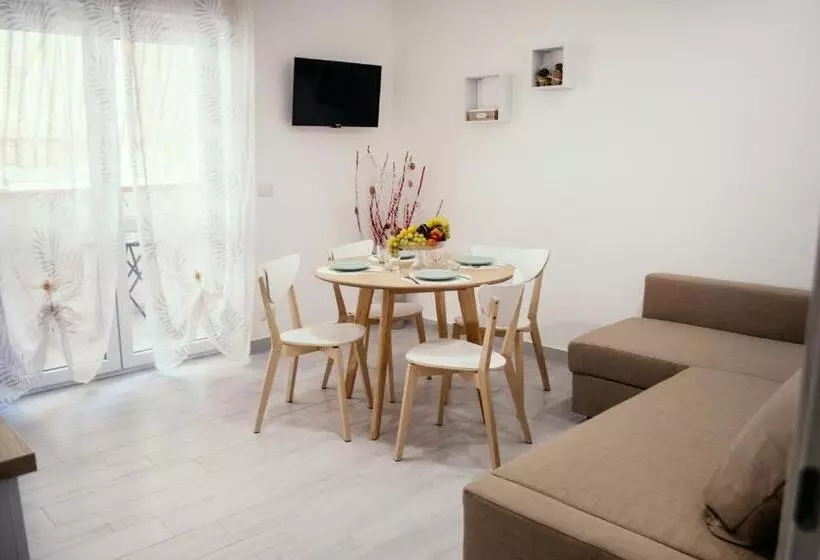ベッドアンドブレックファースト Levante Apartment