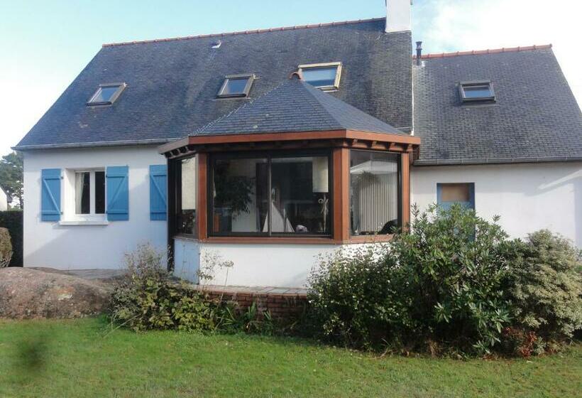 تختخواب و صبحانه Moulin De La Lande