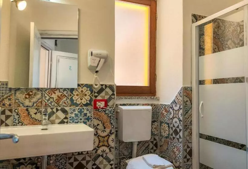 Aamiaismajoitus (B&B) Panoramics Fora E   Muros With Sea View Common Terrace , Ammentos Posada