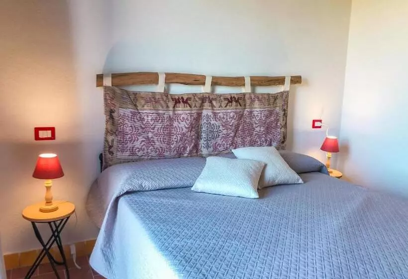 Aamiaismajoitus (B&B) Panoramics Fora E   Muros With Sea View Common Terrace , Ammentos Posada