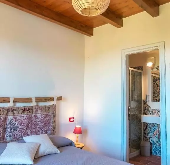 Aamiaismajoitus (B&B) Panoramics Fora E   Muros With Sea View Common Terrace , Ammentos Posada