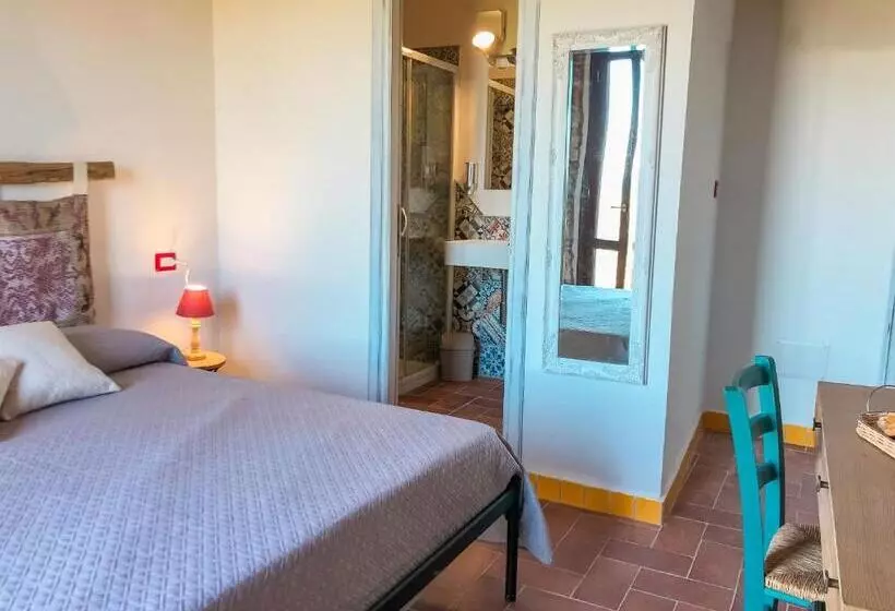 Aamiaismajoitus (B&B) Panoramics Fora E   Muros With Sea View Common Terrace , Ammentos Posada