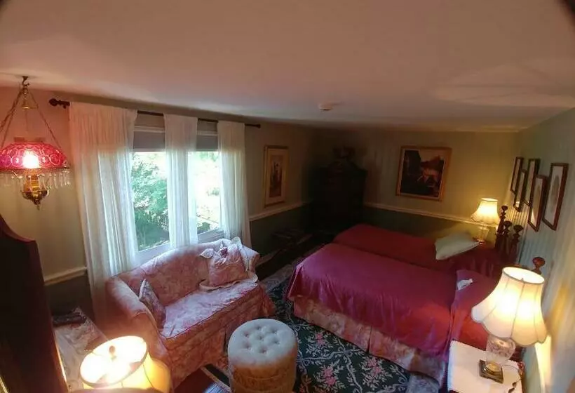 Aamiaismajoitus (B&B) Twiningretreat