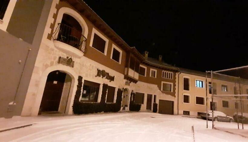 酒店 Apartamentos Turísticos Y Suites