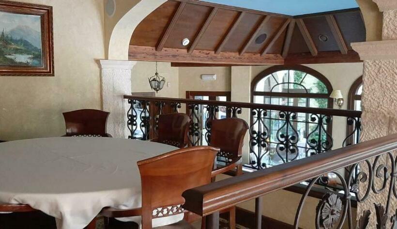 酒店 Apartamentos Turísticos Y Suites