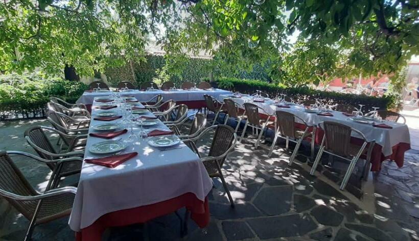 酒店 Apartamentos Turísticos Y Suites