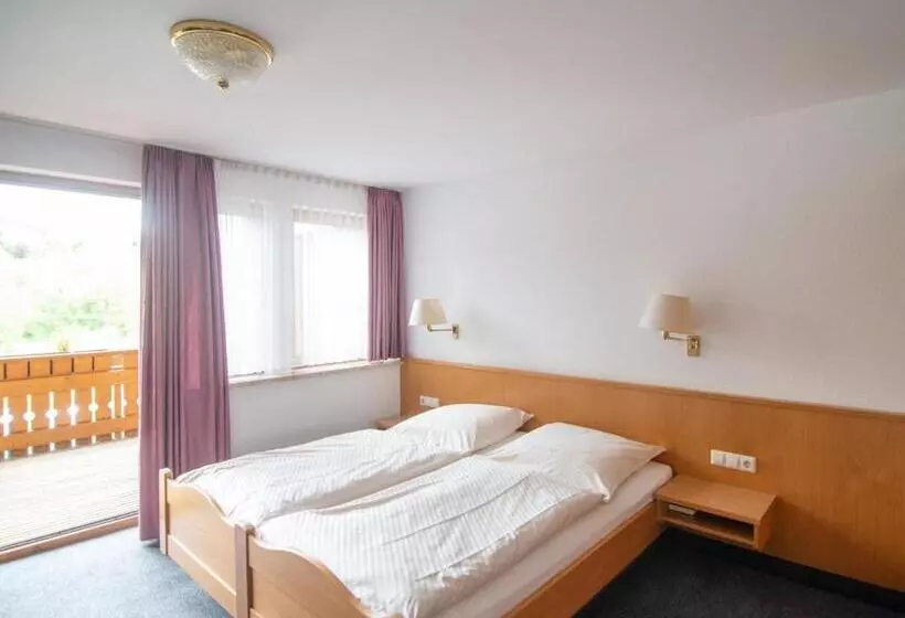 Hotelli Brauereigasthof Zum Lamm