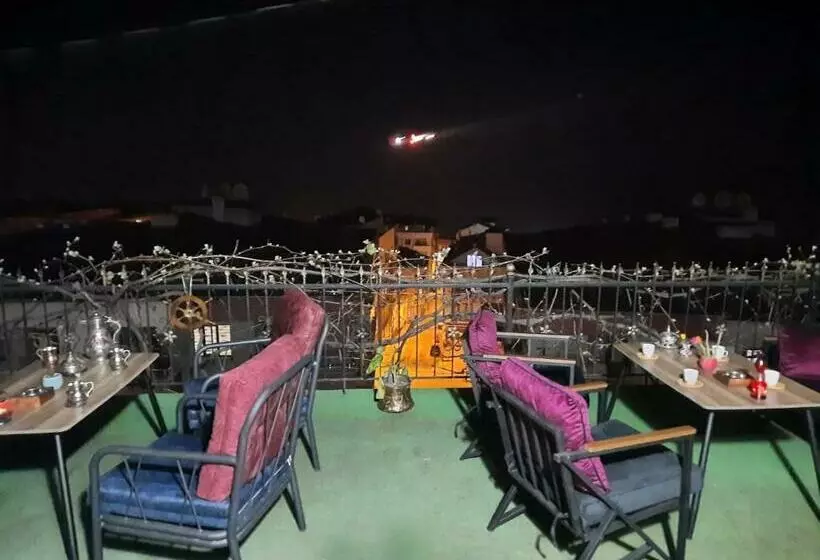 Panorama Apart