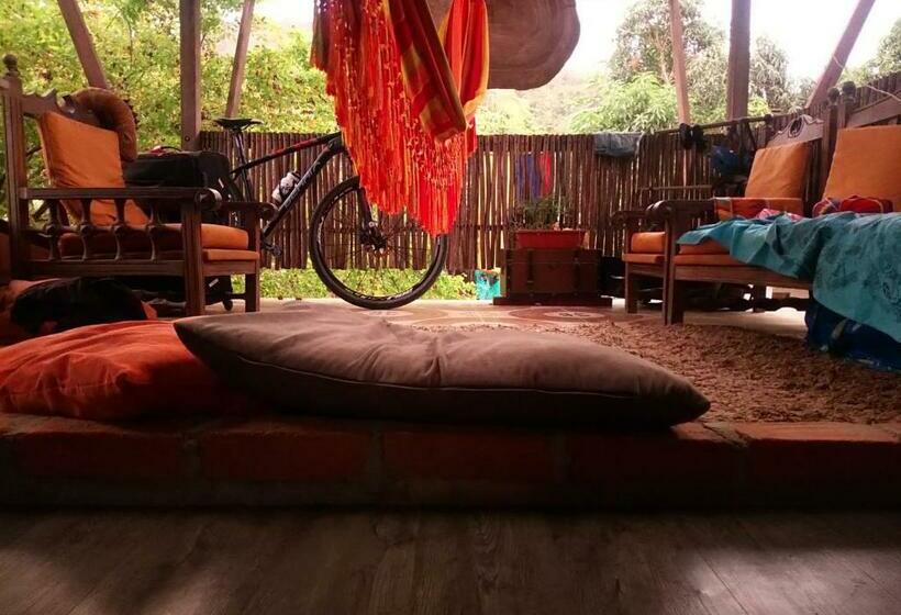 پانسیون La Happycleta