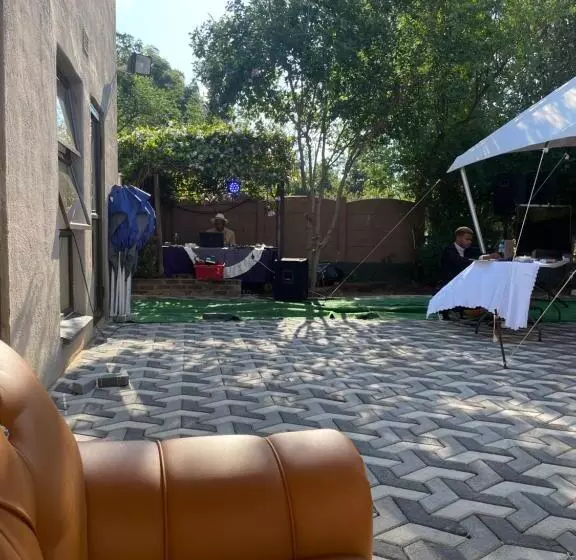 Majatalo Sapzres At Klerksdorp