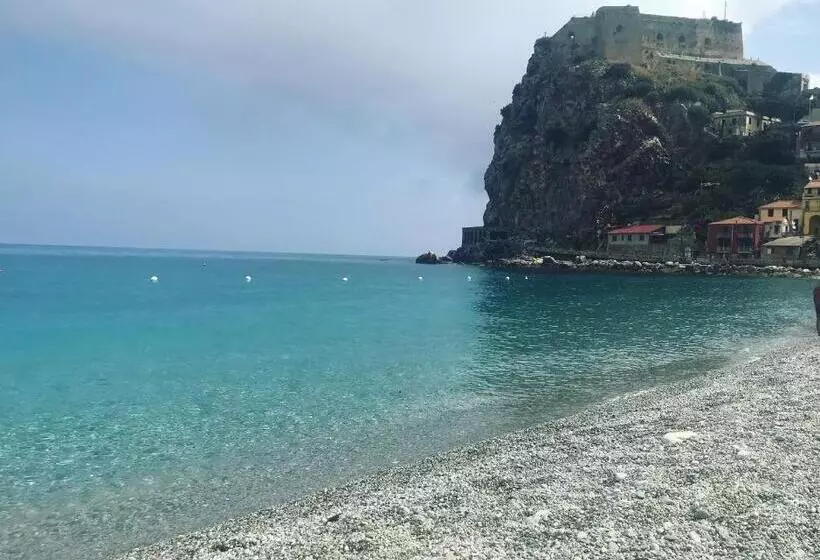 Majatalo Scilla Sole