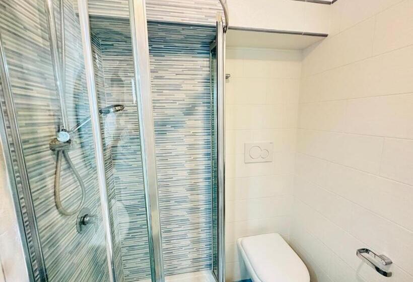 Pensjonat Sky Ponza   Immobilevante