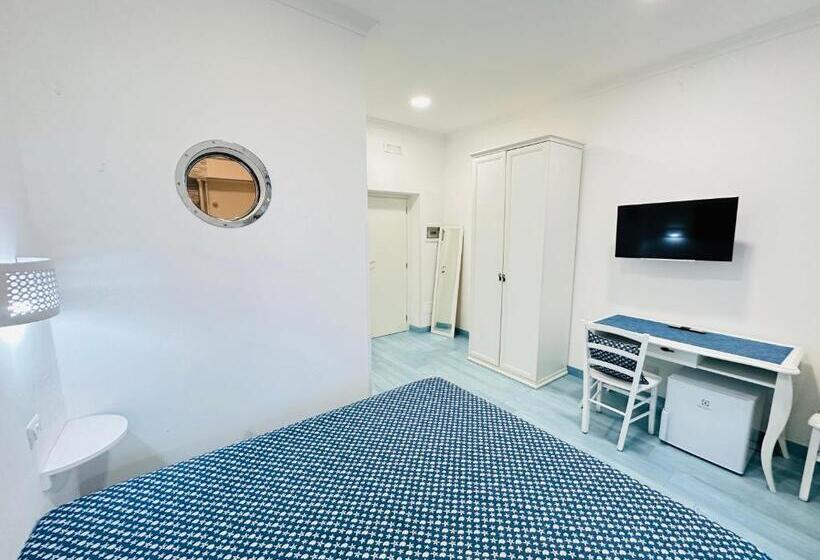 Pensjonat Sky Ponza   Immobilevante