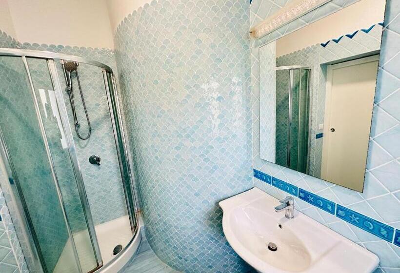 Pensjonat Sky Ponza   Immobilevante