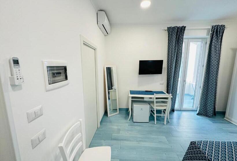 Pensjonat Sky Ponza   Immobilevante