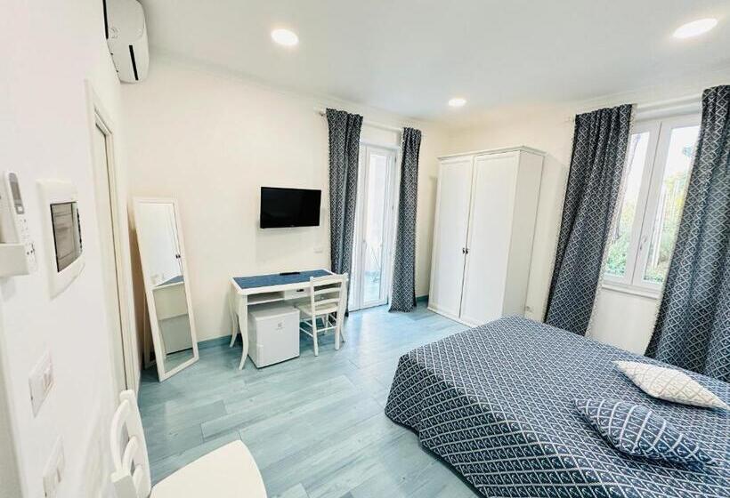 Pensjonat Sky Ponza   Immobilevante