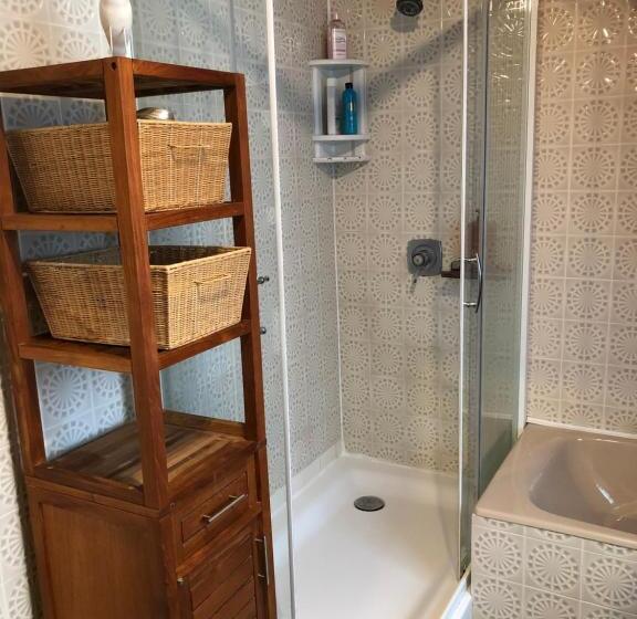 پانسیون Villa Sparadis