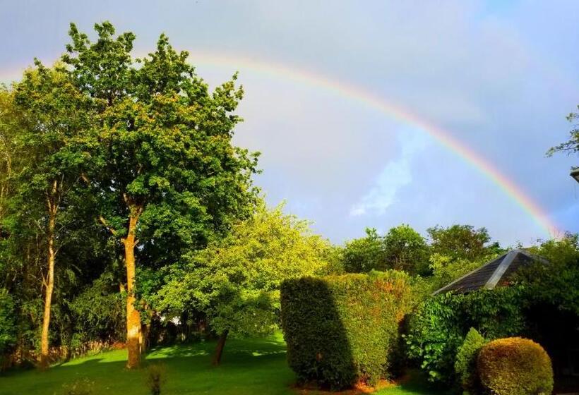 پانسیون Villa Sparadis