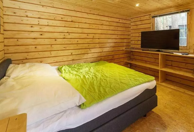 Lomakeskus Urlaub Im Bungalow Mitten Im Wald