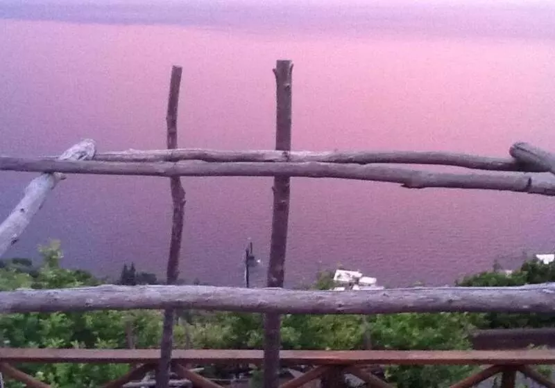 ベッドアンドブレックファースト L Antico Borgo Dei Limoni