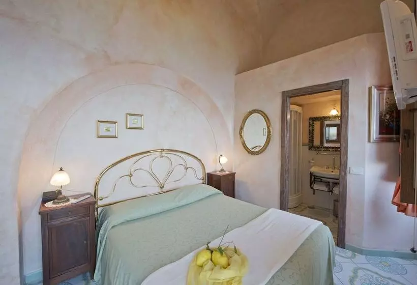 ベッドアンドブレックファースト L Antico Borgo Dei Limoni