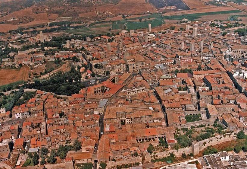 مبيت وإفطار In Tarquinia Albergo Diffuso
