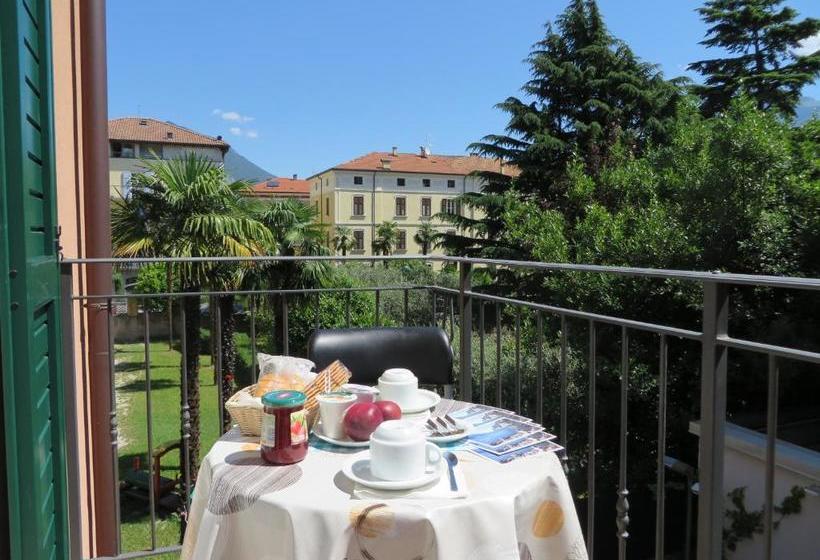 Bella Villa Apartments