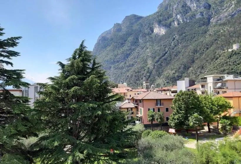 Bella Villa Apartments