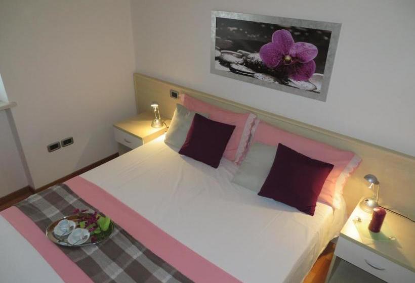 Bella Villa Apartments