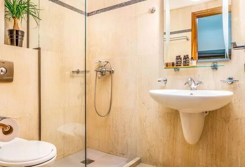 Elounda Alikes Suites & Studios