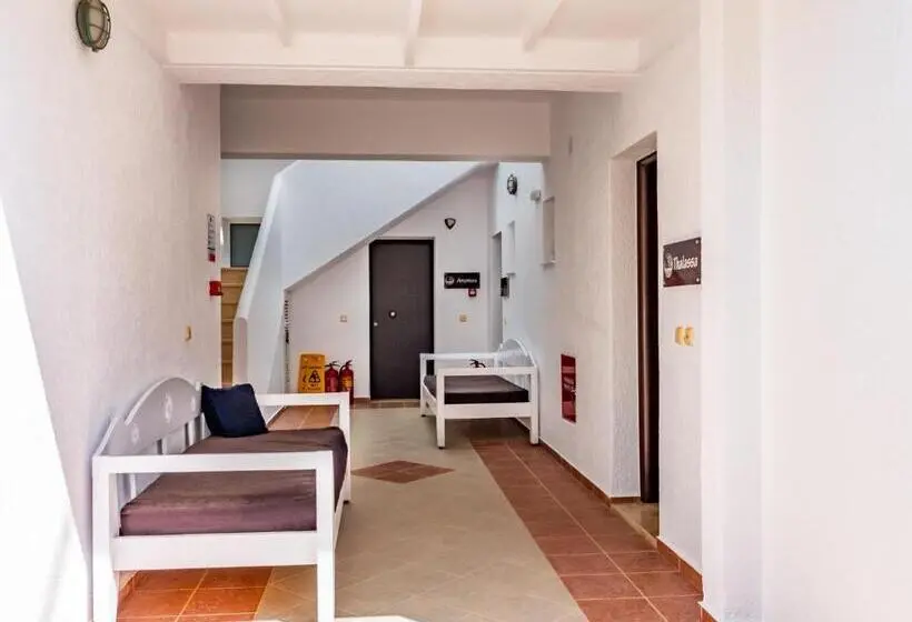 Elounda Alikes Suites & Studios