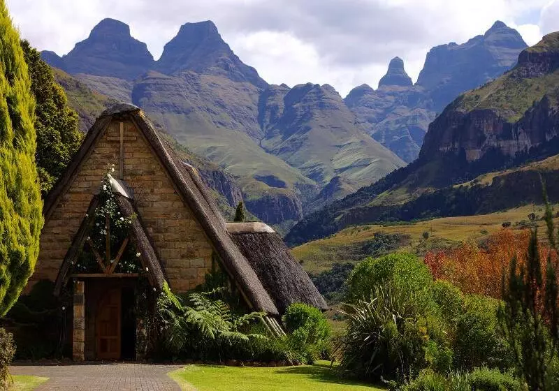 酒店 Cathedral Peak