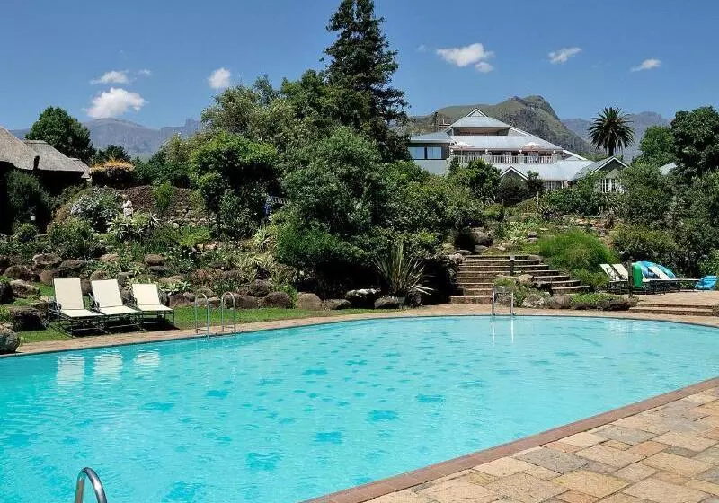 酒店 Cathedral Peak