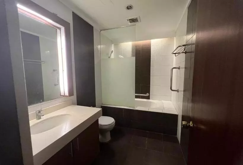 Отель Century Plaza