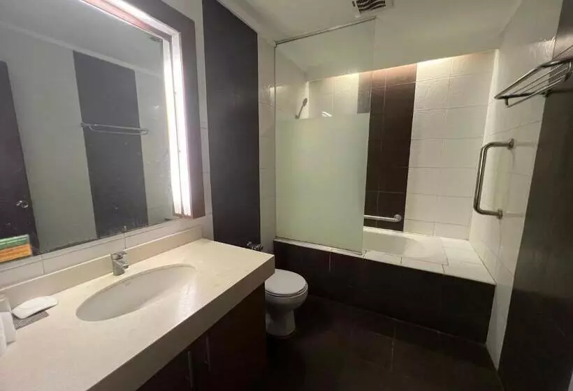 Отель Century Plaza