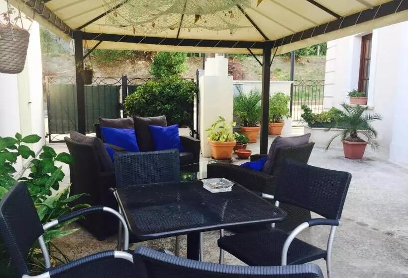 בית מלון כפרי Claila