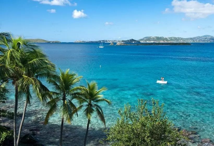 هتل Gallows Point Resort