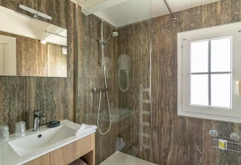 هتل Le Clos Du Galion   Ile De Ré