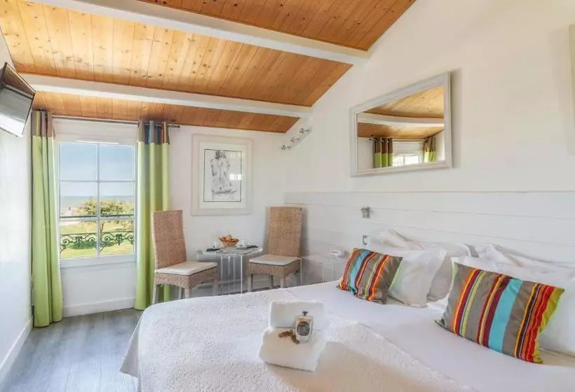 هتل Le Clos Du Galion   Ile De Ré