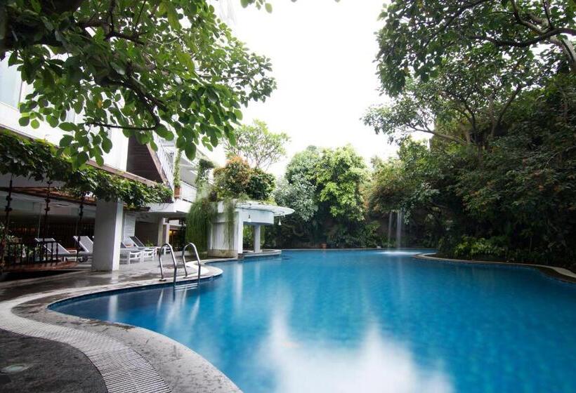 Jambuluwuk Malioboro Hotel Yogyakarta