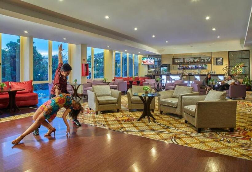 Jambuluwuk Malioboro Hotel Yogyakarta