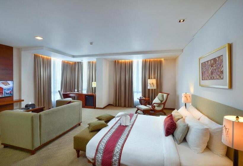 Jambuluwuk Malioboro Hotel Yogyakarta