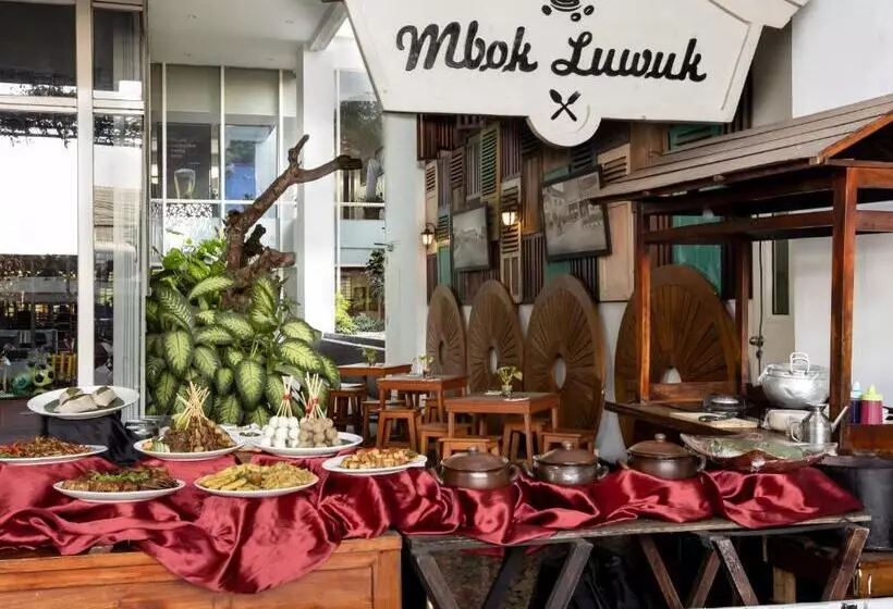 Jambuluwuk Malioboro Hotel Yogyakarta