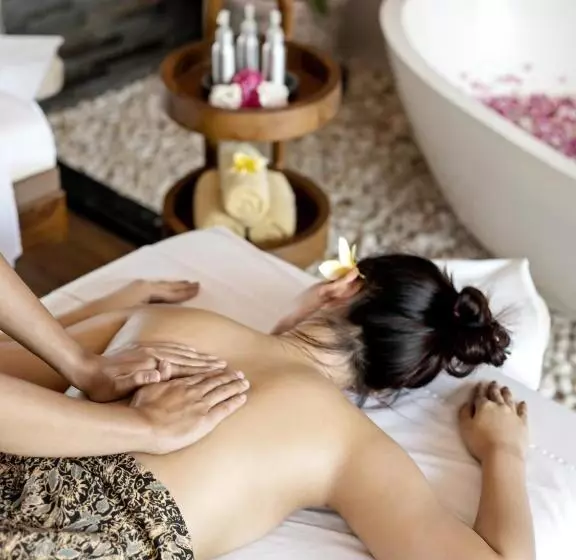 Jambuluwuk Malioboro Hotel Yogyakarta