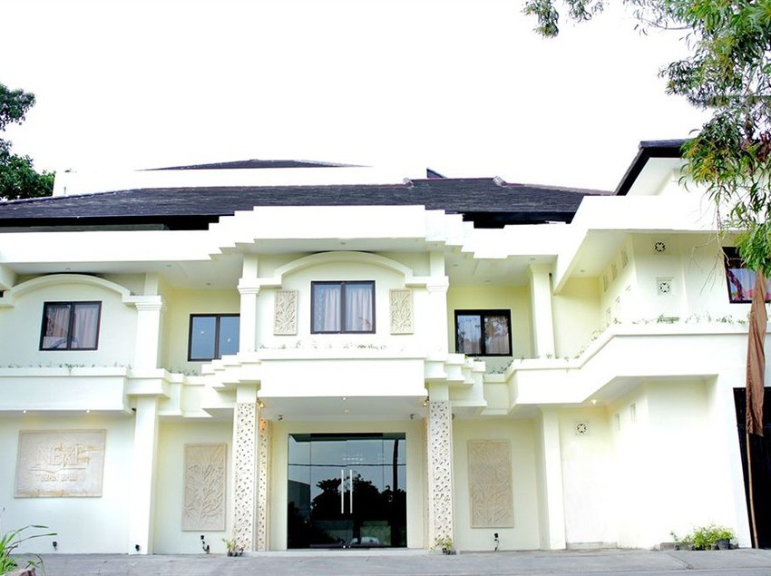 בית מלון כפרי Next Tuban Bali