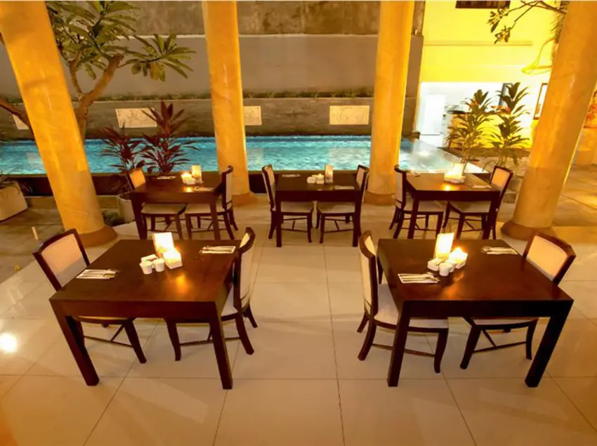 בית מלון כפרי Next Tuban Bali