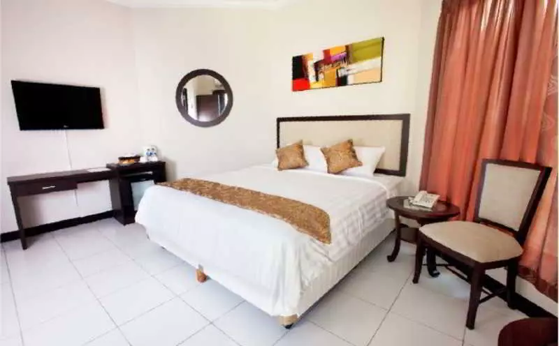 בית מלון כפרי Next Tuban Bali